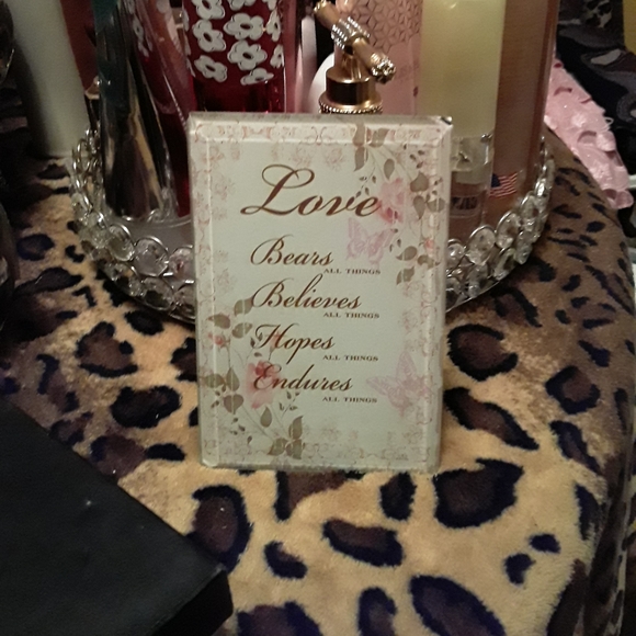 Meet your Posher, Rebecca - Picture 2 of 3